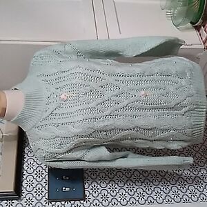 Vintage Perfect Designs hand knitted sweater